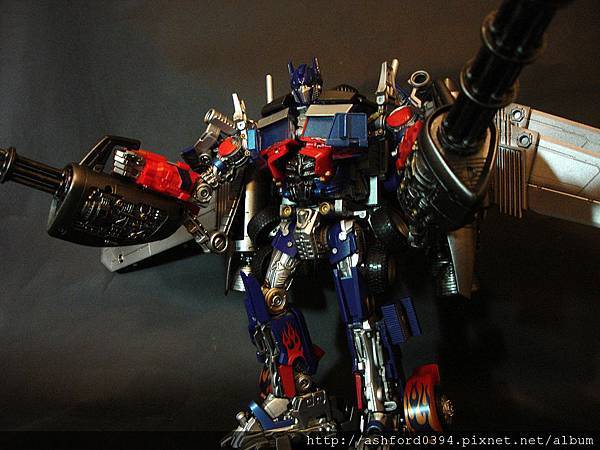 DOTM-DA15  Optimus Prime