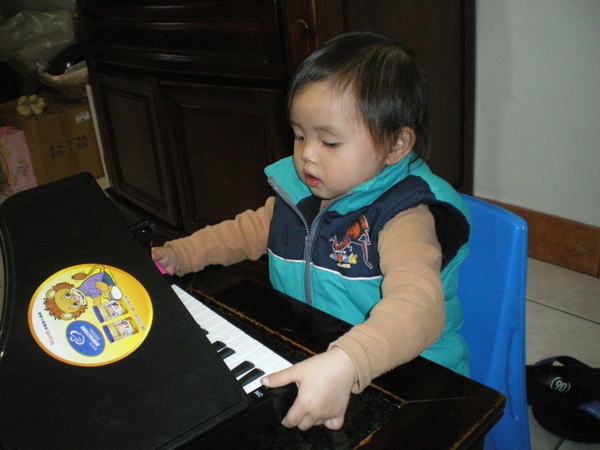 我是小小鋼琴家