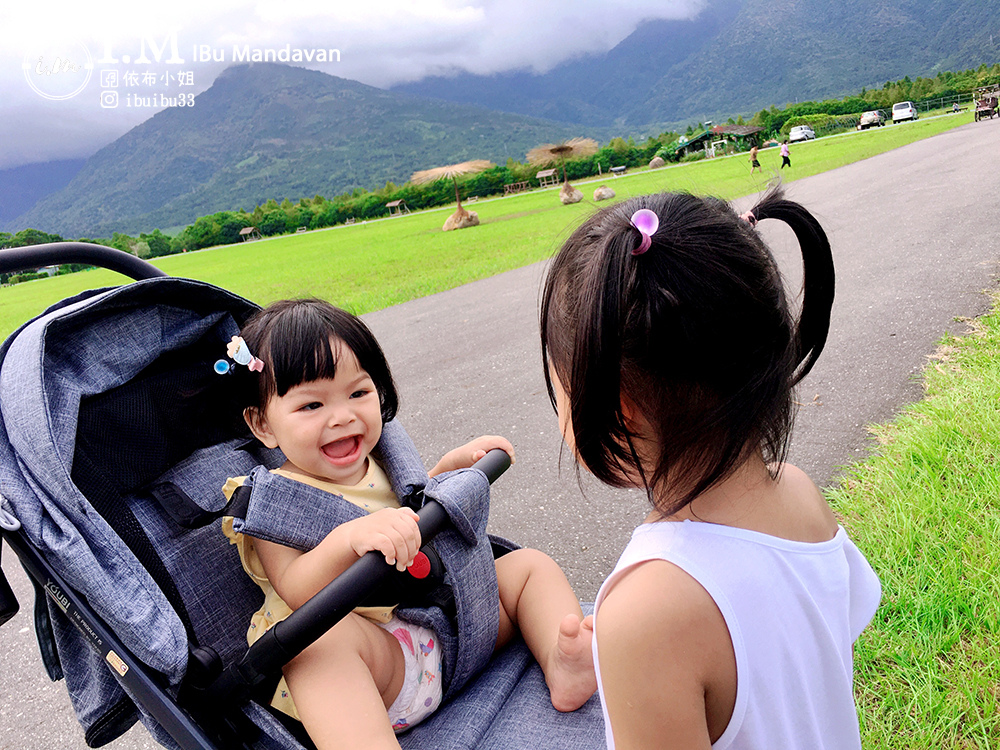 「推車推薦」德國Youbi雙向折疊嬰兒推車開箱實測