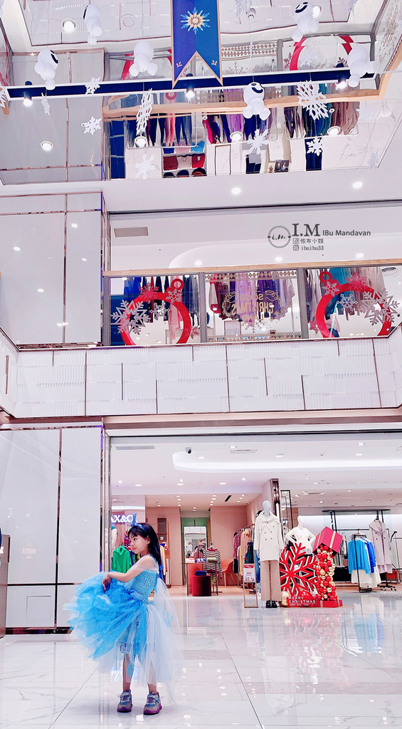 【親子景點】終於朝聖到艾莎、安娜公主囉SOGO忠孝館魔雪 【親子景點】終於朝聖到艾莎、安娜公主囉SOGO忠孝館魔雪