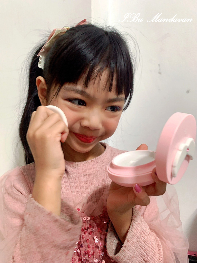 【兒童彩妝指甲油推薦】英國Miss NELLA妮娜小姐+韓國 【兒童彩妝指甲油推薦】英國Miss NELLA妮娜小姐+韓國