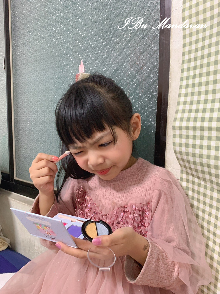 【兒童彩妝指甲油推薦】英國Miss NELLA妮娜小姐+韓國 【兒童彩妝指甲油推薦】英國Miss NELLA妮娜小姐+韓國