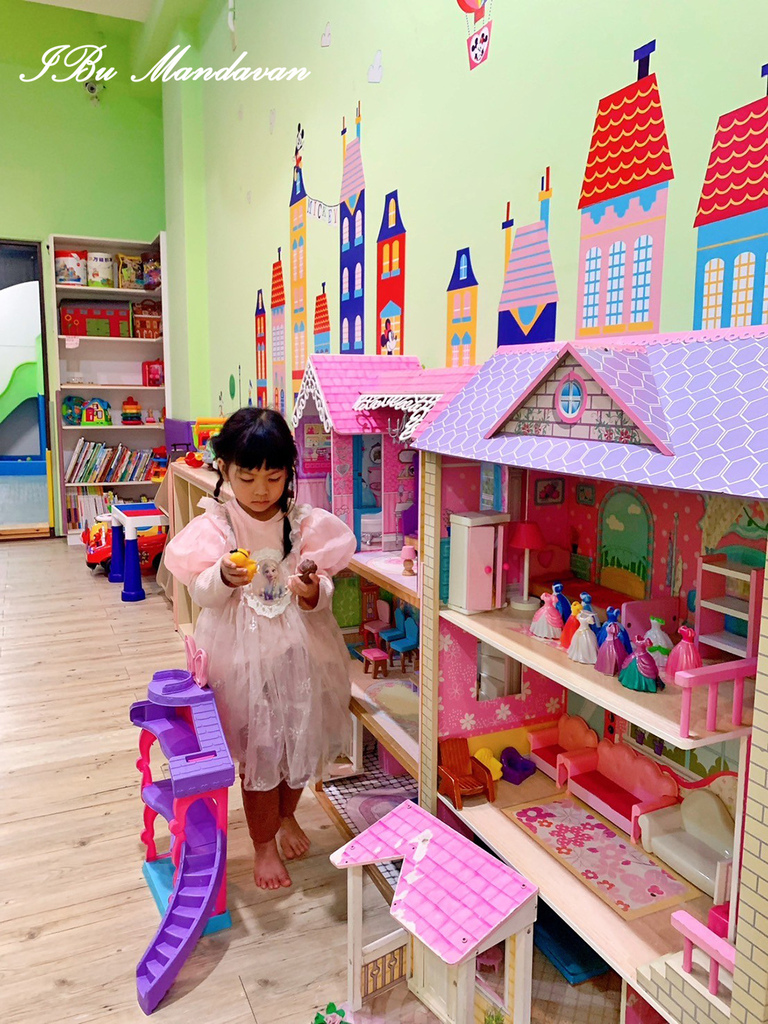 【2025台南親子住宿】小搗蛋親子民宿推薦溜滑梯+超大兒童 【2025台南親子住宿】小搗蛋親子民宿推薦溜滑梯+超大兒童