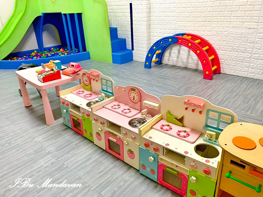 【2025台南親子住宿】小搗蛋親子民宿推薦溜滑梯+超大兒童 【2025台南親子住宿】小搗蛋親子民宿推薦溜滑梯+超大兒童