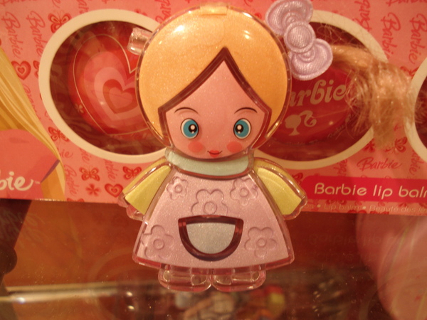 她是彩妝娃娃唷!!.JPG