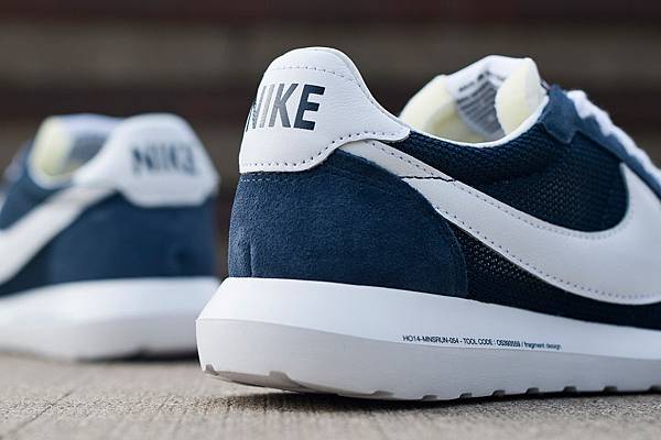 nike-fragment-design-roshe-ltd-1000-03-960x640