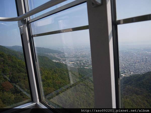 10230690山林與平原