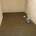 2012.6.25 浴室地板還沒乾