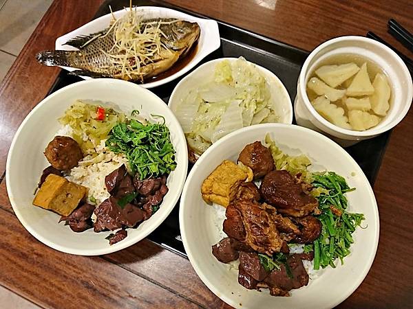 上林知高飯