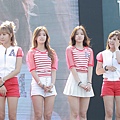 Apink_at_the_NBA_3X_Korea_event,_Yeoeuido_park,_Seoul,_in_August_2013