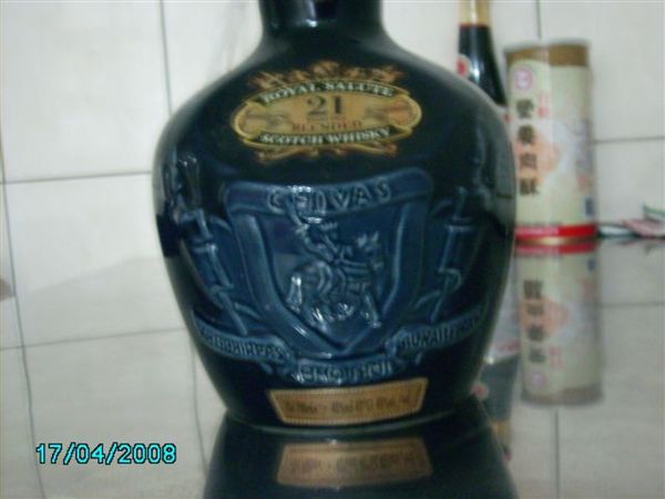 爸爸最愛(酒).JPG