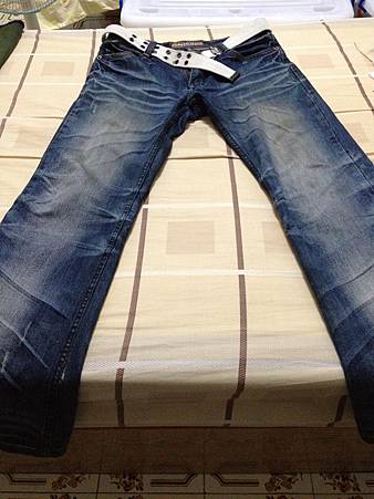 牛仔褲 牛仔褲