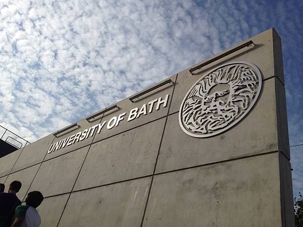 01 Bath.jpg 01 Bath.jpg