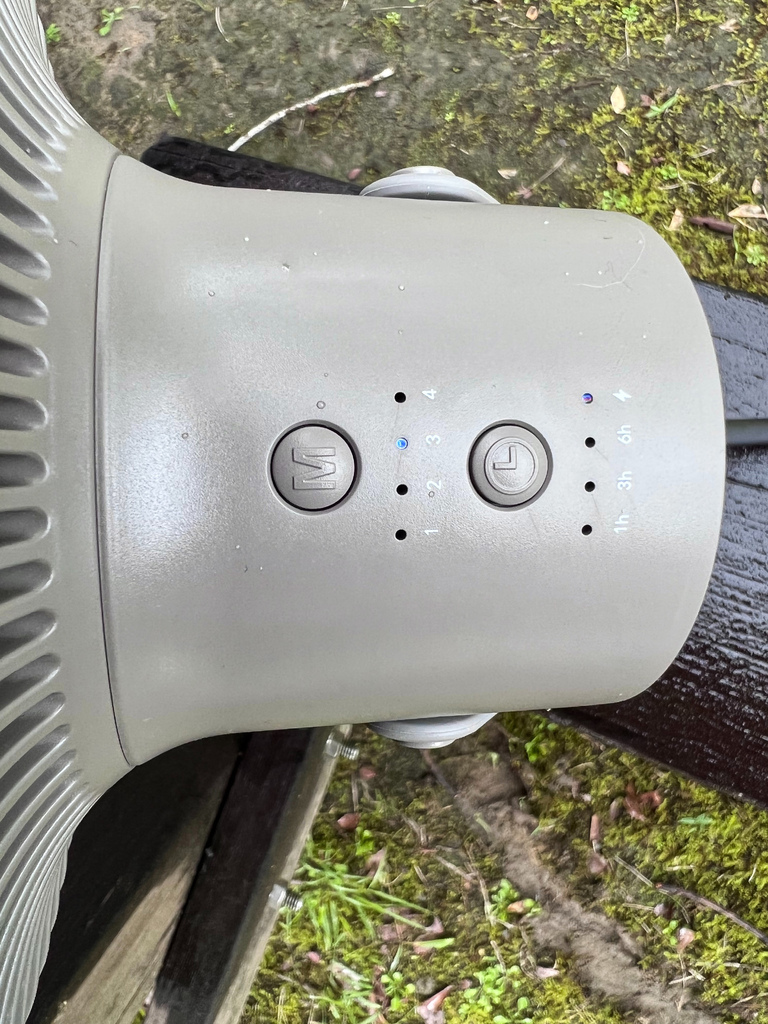 IMG_2152 SANSUI山水 充電式露營風扇,USB風扇充電,還有遠程遙控好方便,掛立兩用