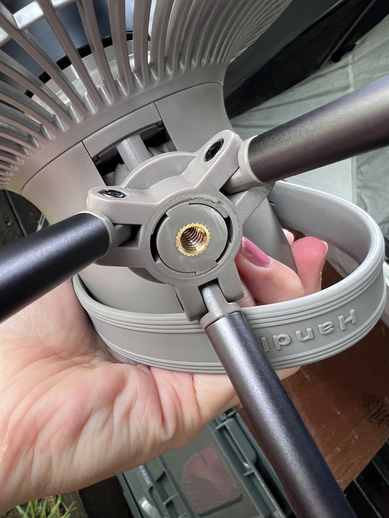 IMG_2162 2 SANSUI山水 充電式露營風扇,USB風扇充電,還有遠程遙控好方便,掛立兩用