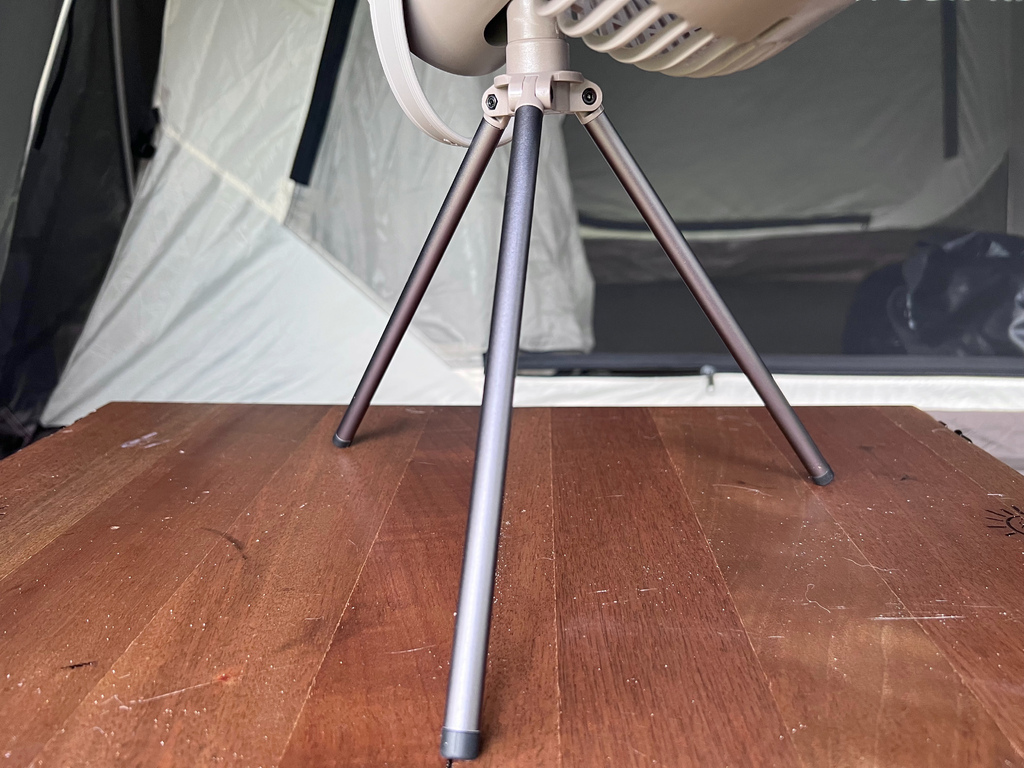 IMG_2160 2 SANSUI山水 充電式露營風扇,USB風扇充電,還有遠程遙控好方便,掛立兩用