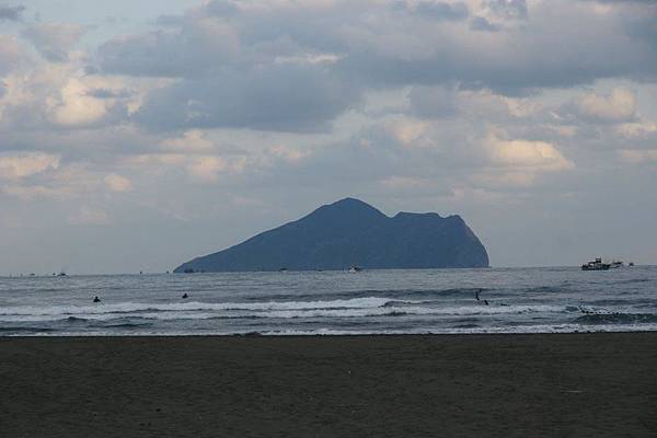 想要看海、讓小虎跑跑@外澳海灘1