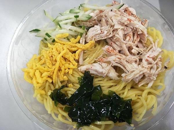 【7-11 NO.5】日式雞絲冷麵3