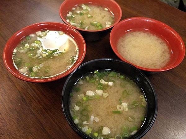 叫我小虎媽【食】【台北萬華】好久不見的彭派壽司店@西門町@三味食堂3