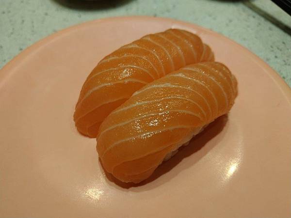 鮭魚握壽司1.jpg