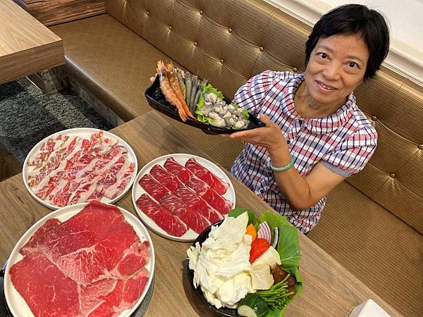 叫我小虎媽【食】【桃園】天氣微涼來吃涮涮鍋｜日本A5等級黑毛和牛｜日本A5等級黑毛和牛@澤鍋物6.JPG