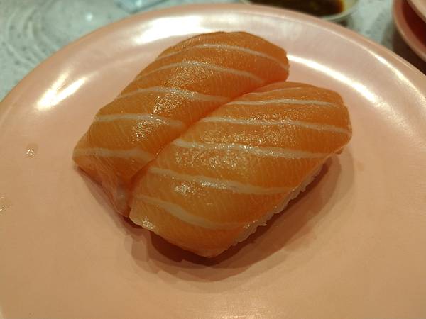 鮭魚握壽司2.jpg
