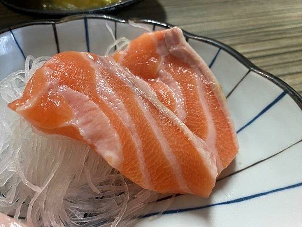 鮭魚腹3.jpg