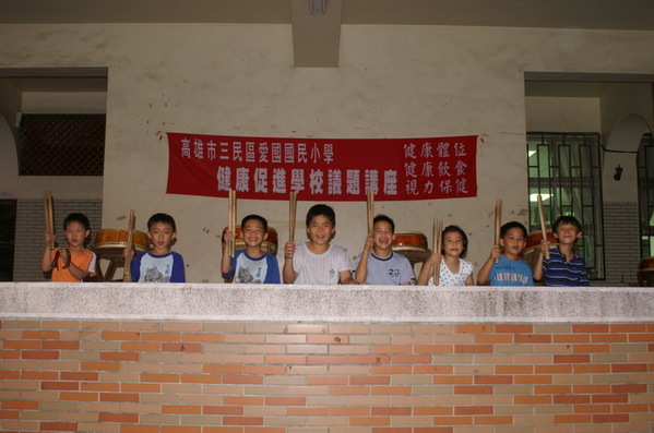 14926300d98fbe.jpg