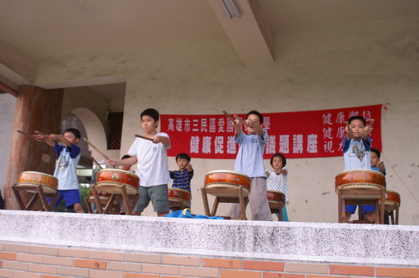 14926300fd5888.jpg
