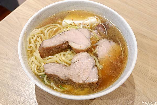 樂麵屋--厚切り叉焼煮干し醤油ラーメン