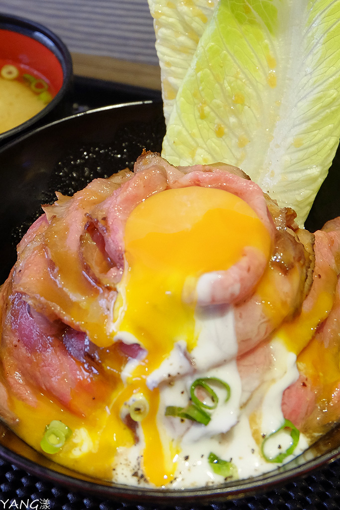 台北 山丼玫瑰和牛丼 用肉堆出小火山 Yang漾的趴趴照 痞客邦 台北 山丼玫瑰和牛丼 用肉堆出小火山 Yang漾的趴趴照 痞客邦