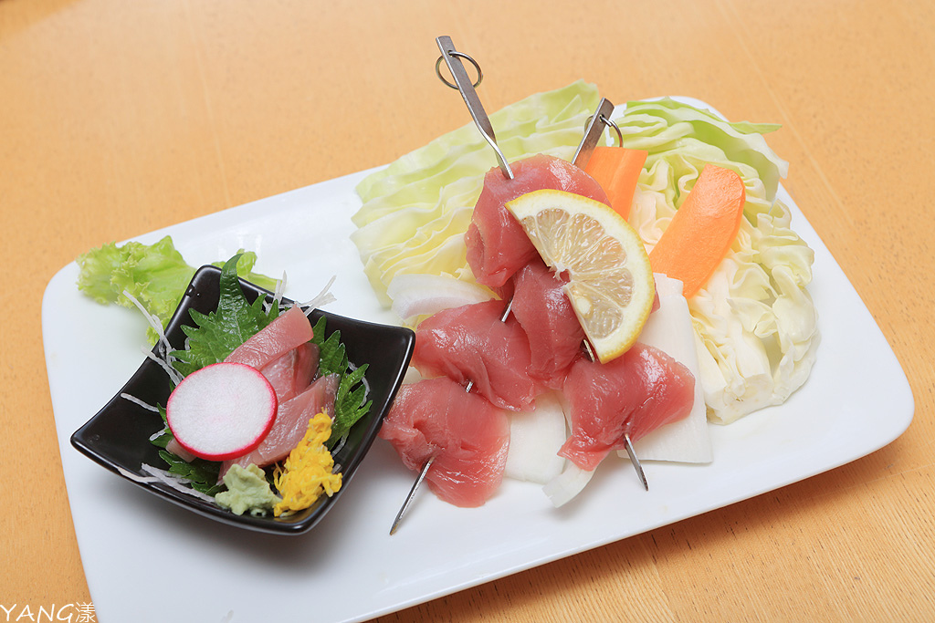 深浦鮪魚排丼