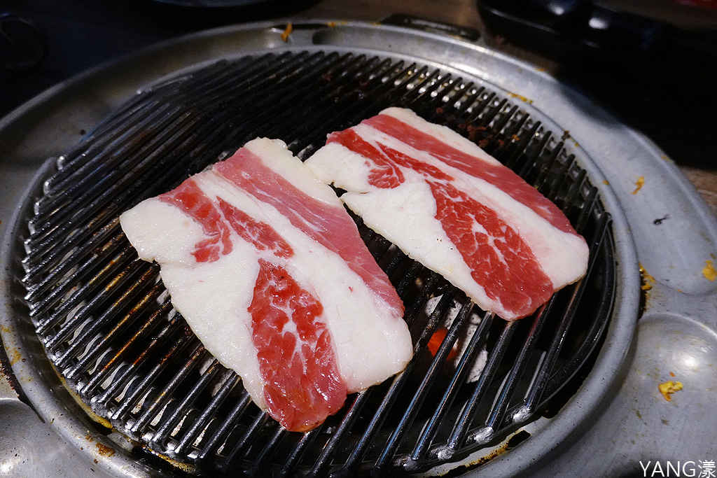 肉倉韓國烤肉