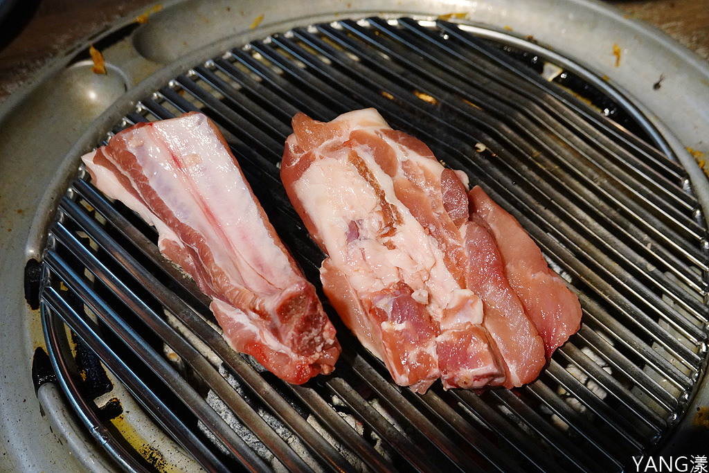 肉倉韓國烤肉