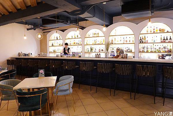 Leone Restaurant＆Bar
