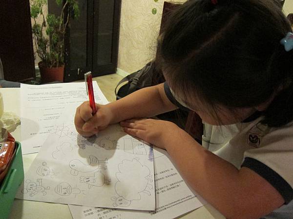 小聽眾為我們畫出故事人物