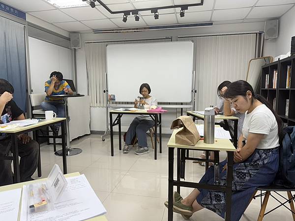 九月故事排練中