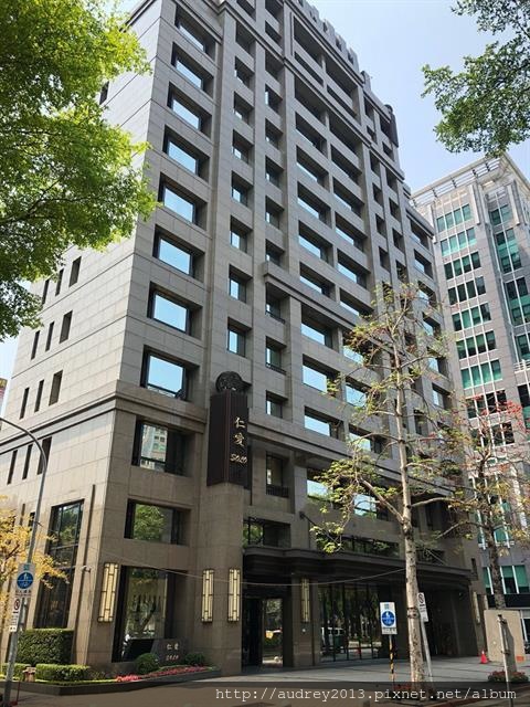 大安豪宅 Solo 仁愛路三段請洽0909 826 072 高慧雯 全棟石材氣派豪邸 近大安森林公園 大師房屋 高慧雯audrey 0909 826 072 Taipei Rental House Office 痞客邦