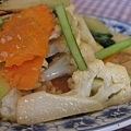 小球點蔬菜炒雞肉