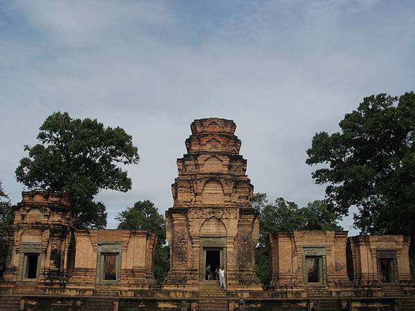 荳蔻寺全景