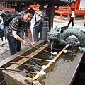 老公洗手