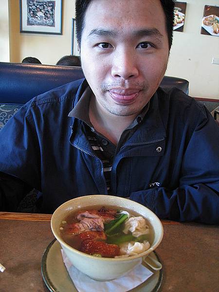Honey的烤鴨餛飩撈麵