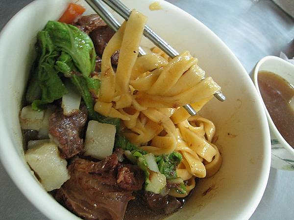 常點的牛肉拌麵