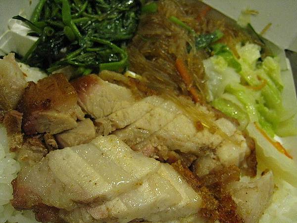 看起來很肥 吃起來鹹香下飯