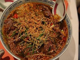 老莫的辣味羊肉麵！
