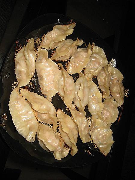 我來嫂子煎餃子