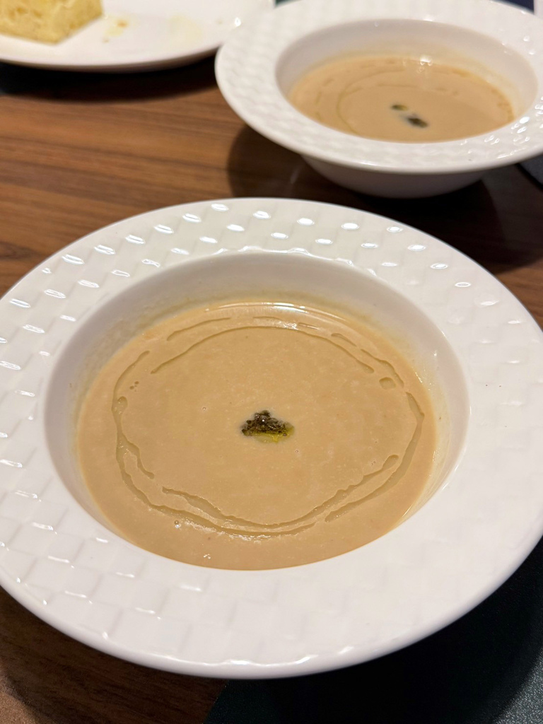台南美食推薦【暖心時光義法小館】享用精緻義法料理│栗子松露濃湯