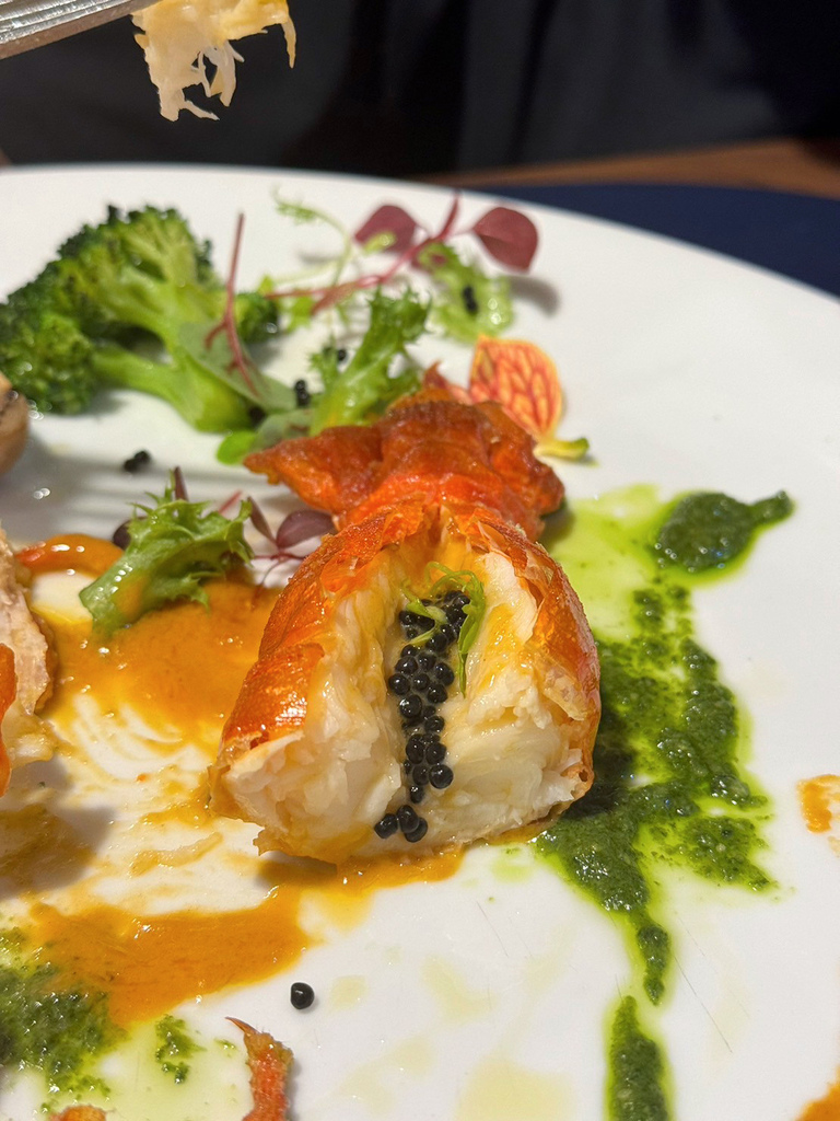 台南美食推薦【暖心時光義法小館】享用精緻義法料理│鮮嫩龍蝦肉