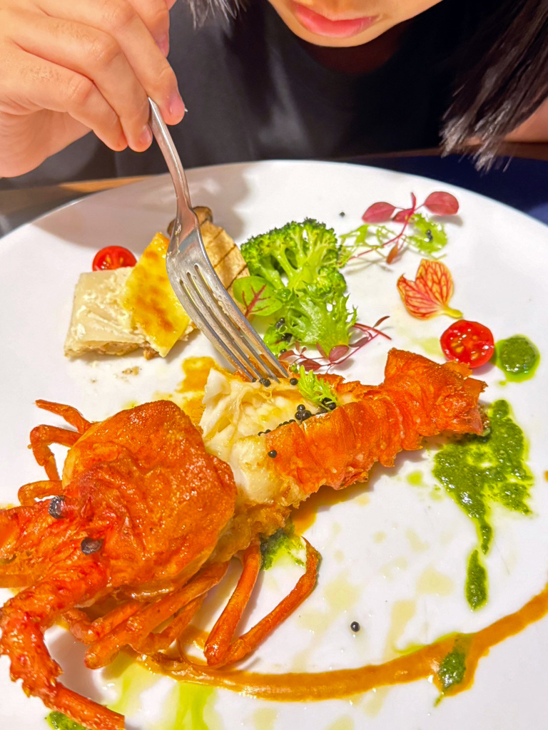 台南美食推薦【暖心時光義法小館】享用精緻義法料理│龍蝦奶油醬