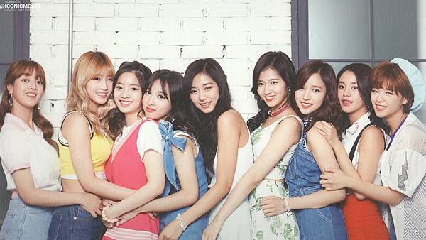 TWICE (11).jpg